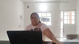 Big ass Latina housewife pays a technician with a good blowjob and a hard and fuck